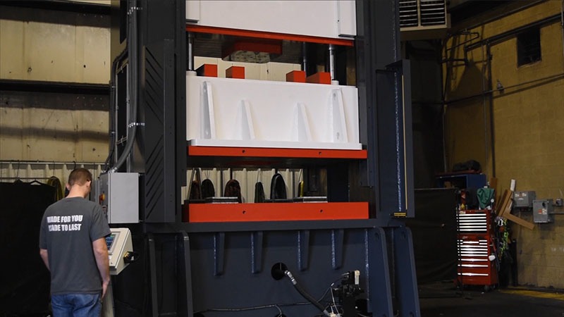 800 ton triple action press